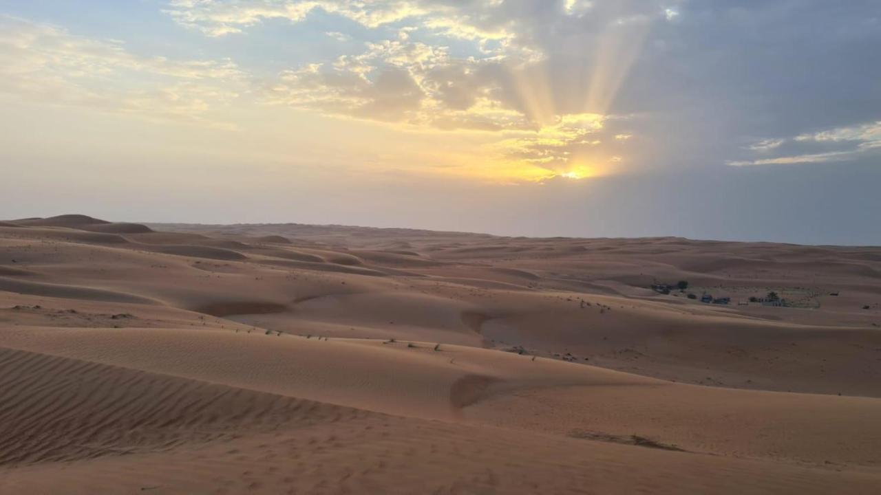 Desert Moments Glamping - Full Privacy Badīyah Екстериор снимка