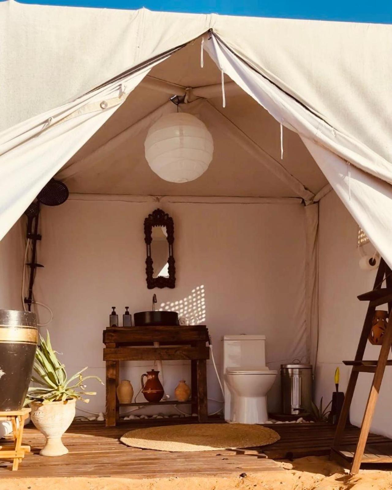 Desert Moments Glamping - Full Privacy Badīyah Екстериор снимка